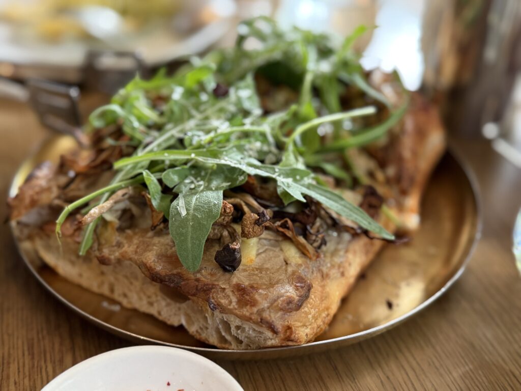 松露野菇森林披薩