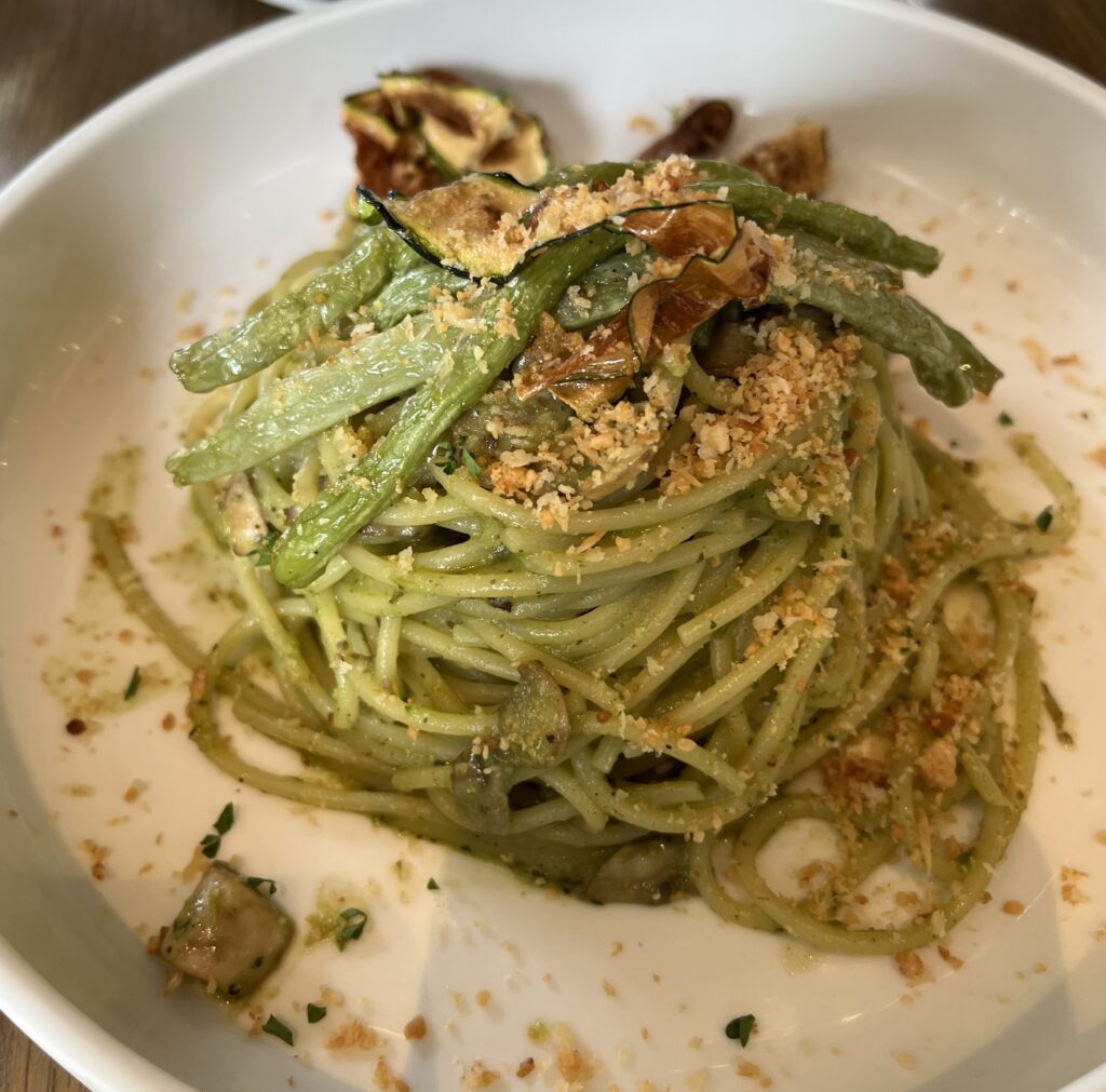 米椒榛果青醬蘑菇義大利麵06